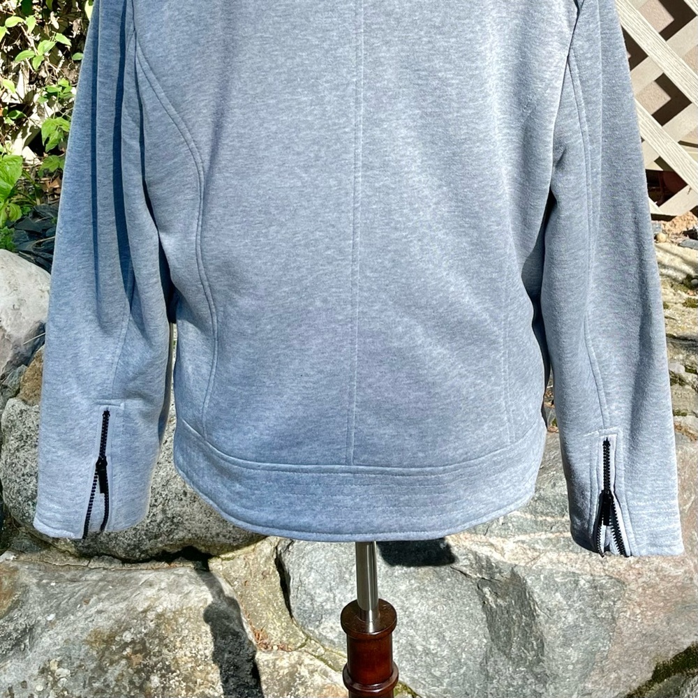 Yoki Knit Zippered Cuff Lightweight Collared Jacket - Picture 13 of 16